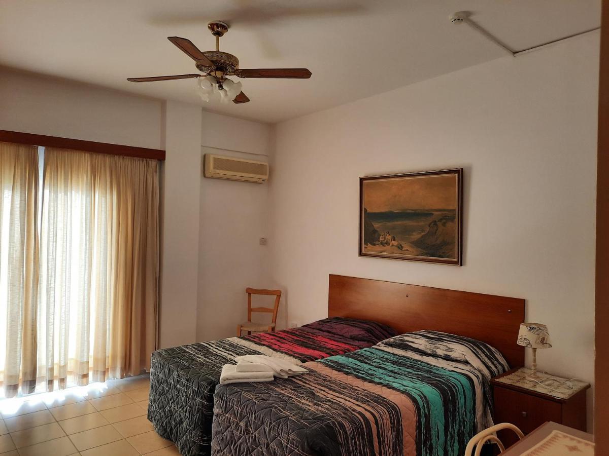 C & A Hotel Apartments Polis Екстер'єр фото
