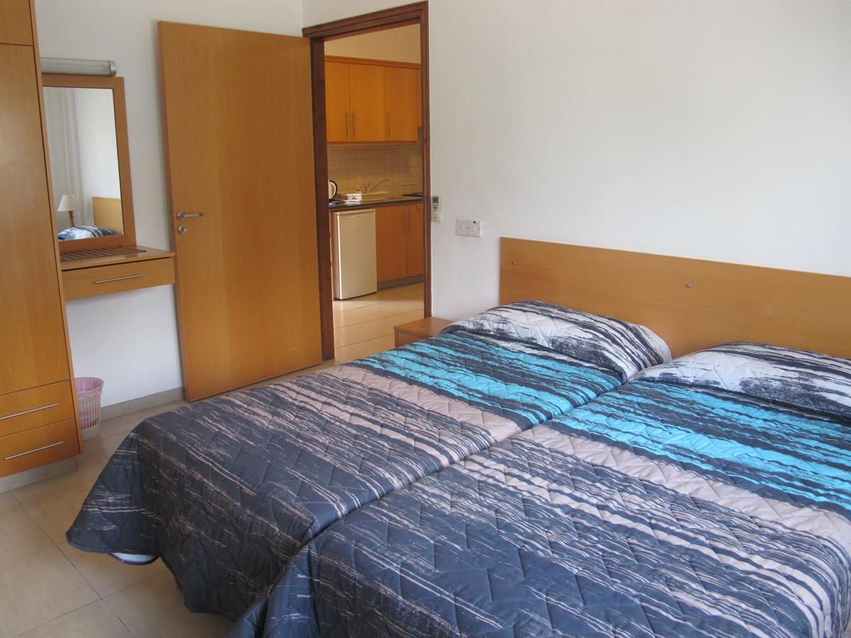 C & A Hotel Apartments Polis Екстер'єр фото