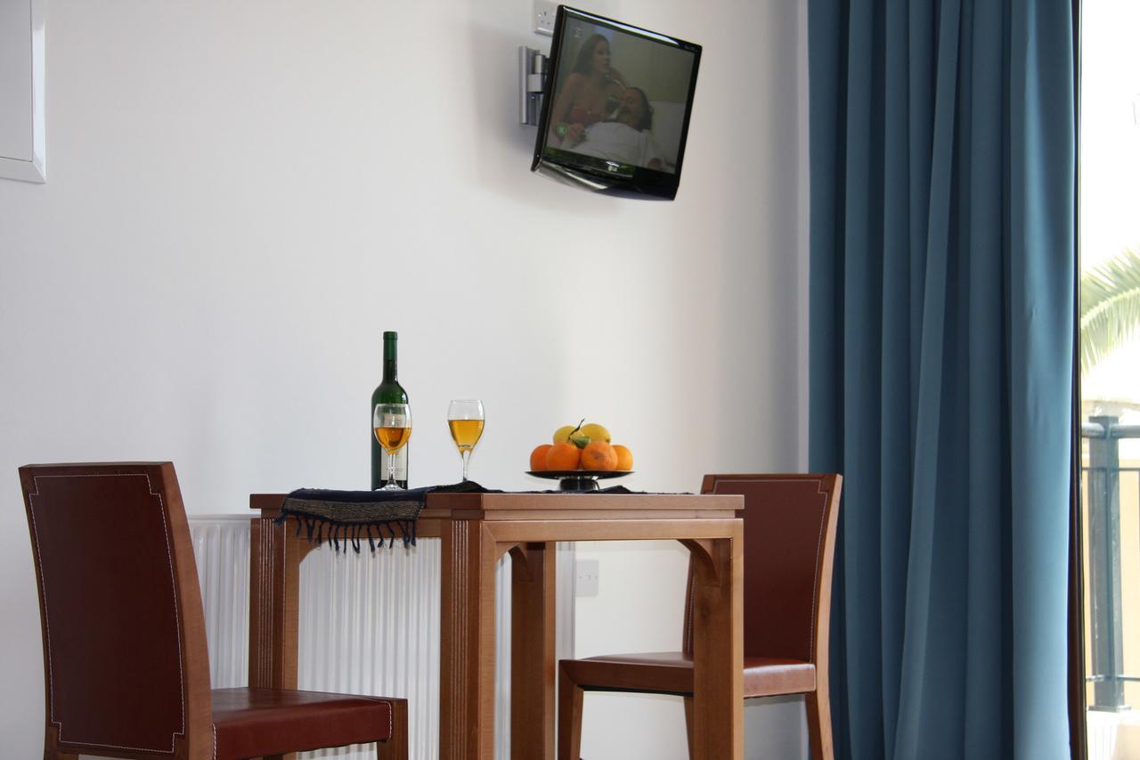 C & A Hotel Apartments Polis Екстер'єр фото